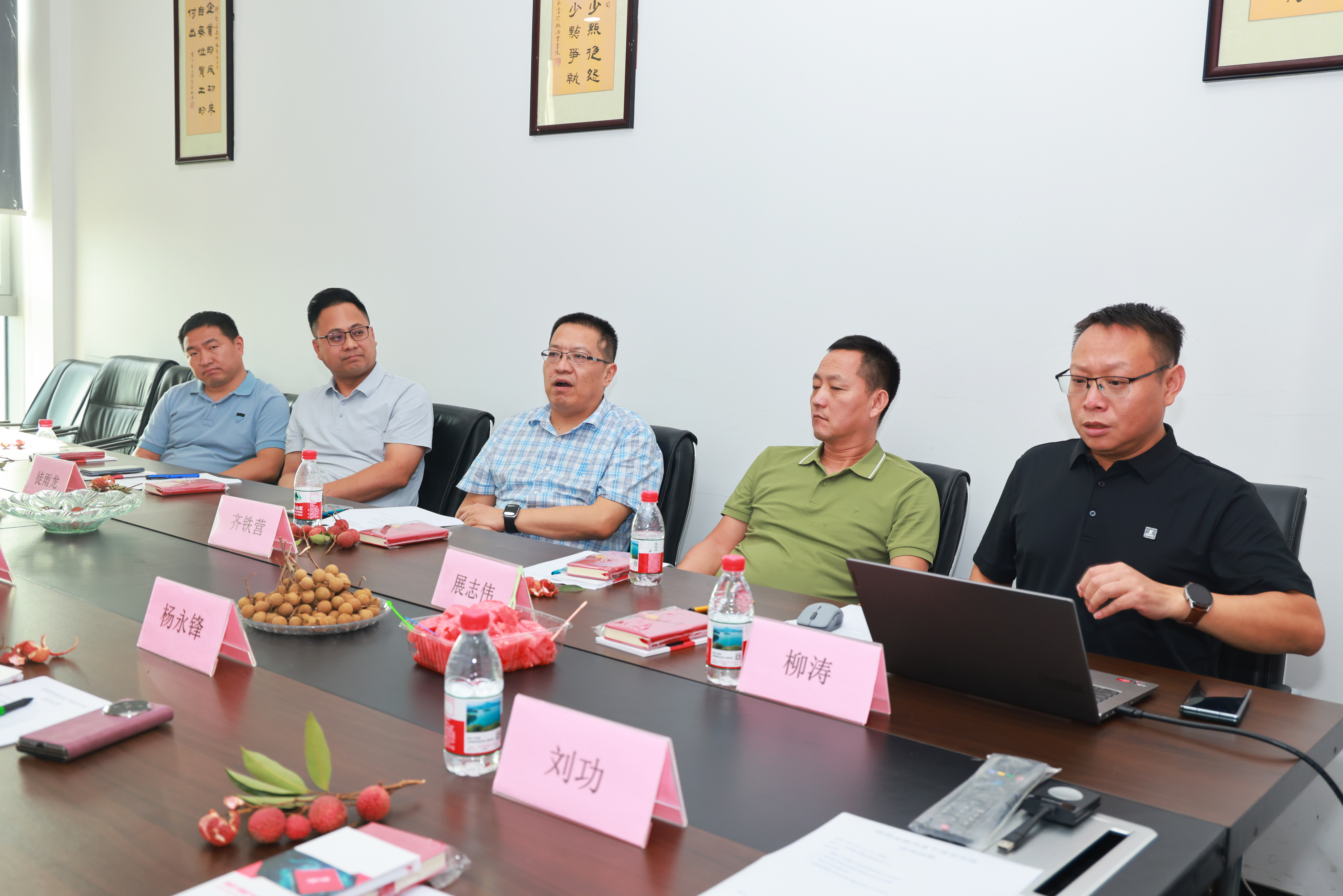 【熱血匯聚】深圳富平商會(huì)蒞臨高能計(jì)算機(jī)參觀交流(圖2)